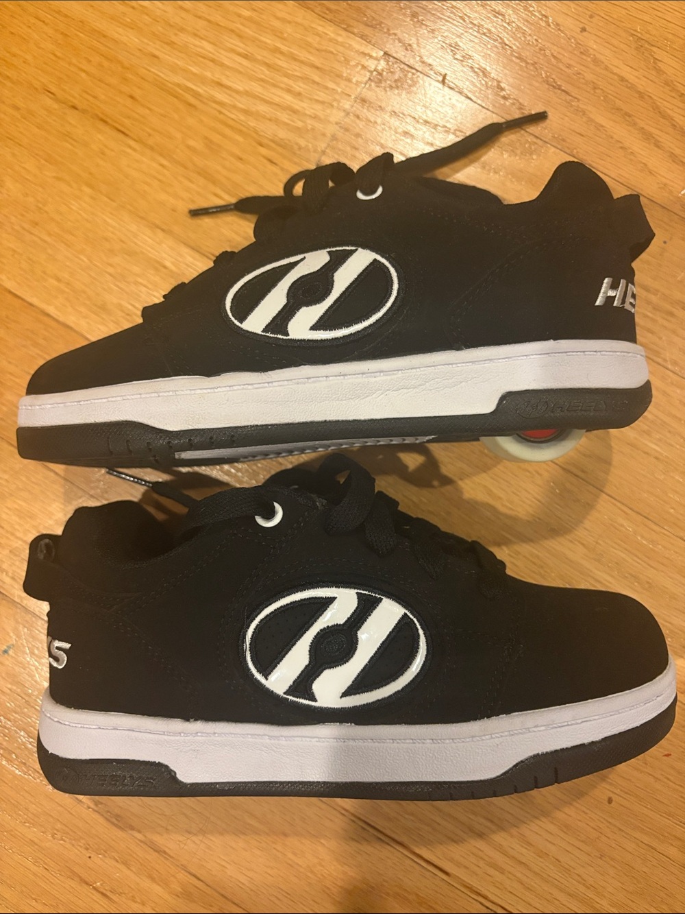 Heelys Kids Black and White Rolling Sneaker